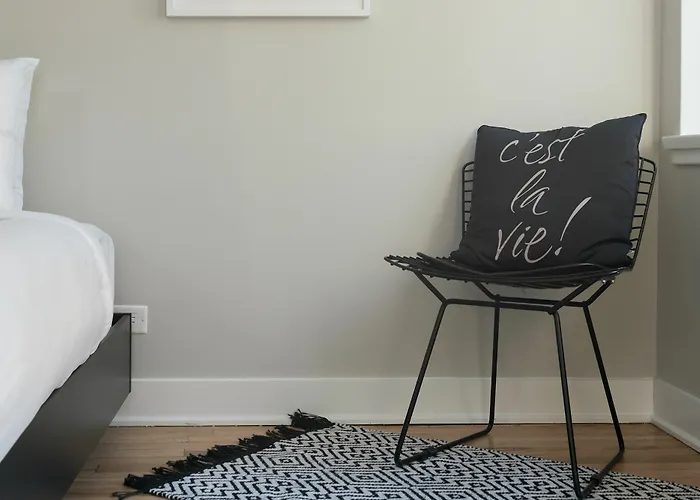 Stunning 2Br In Downtown Mtl By Sonder